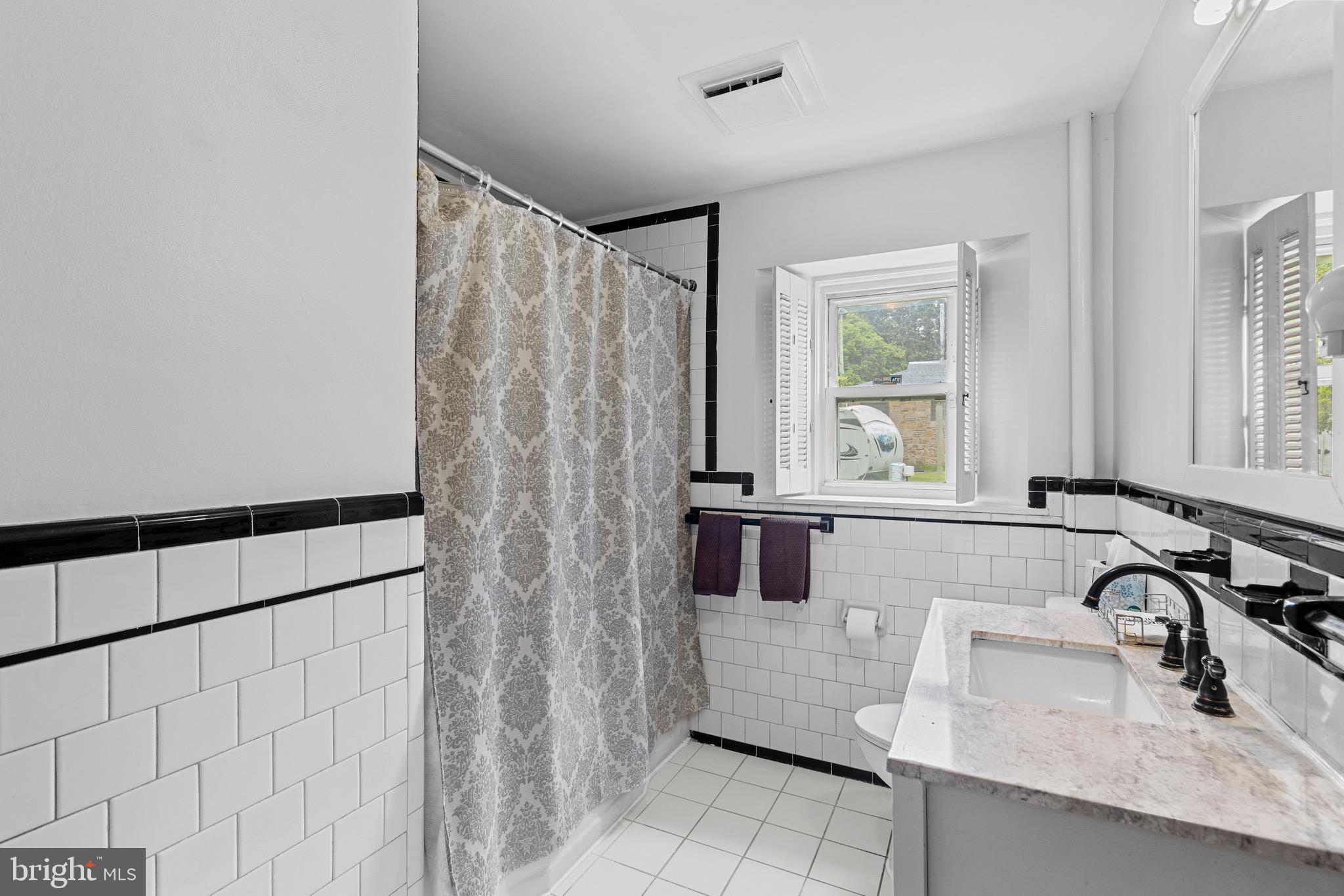 9214 Frederick Road Ellicott City, MD 21042 - Photo 26 of 41