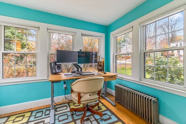 $1,100,000 | 40 Stonybrook Road, Cape Elizabeth, ME 04107