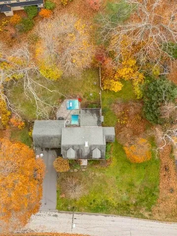 $1,100,000 | 40 Stonybrook Road, Cape Elizabeth, ME 04107
