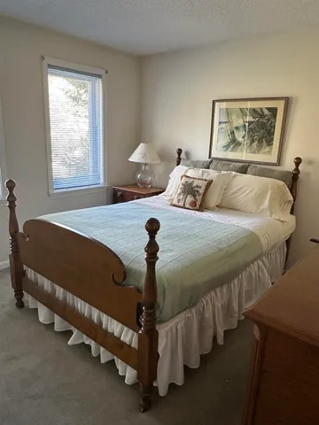 $499,900 | 190 Chase Way, Manchester, NH 03104