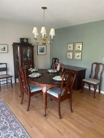 $499,900 | 190 Chase Way, Manchester, NH 03104