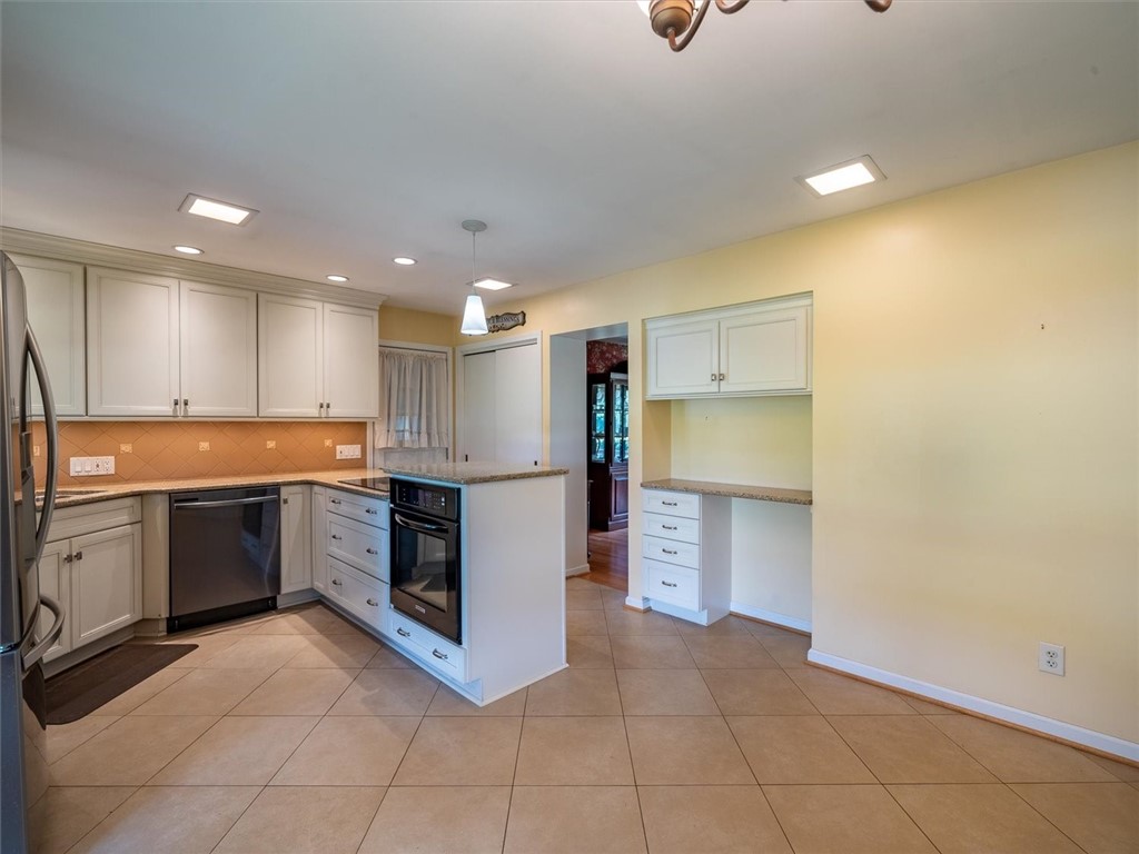 144 Bowen Road Chili, NY 14546 - Photo 13 of 39