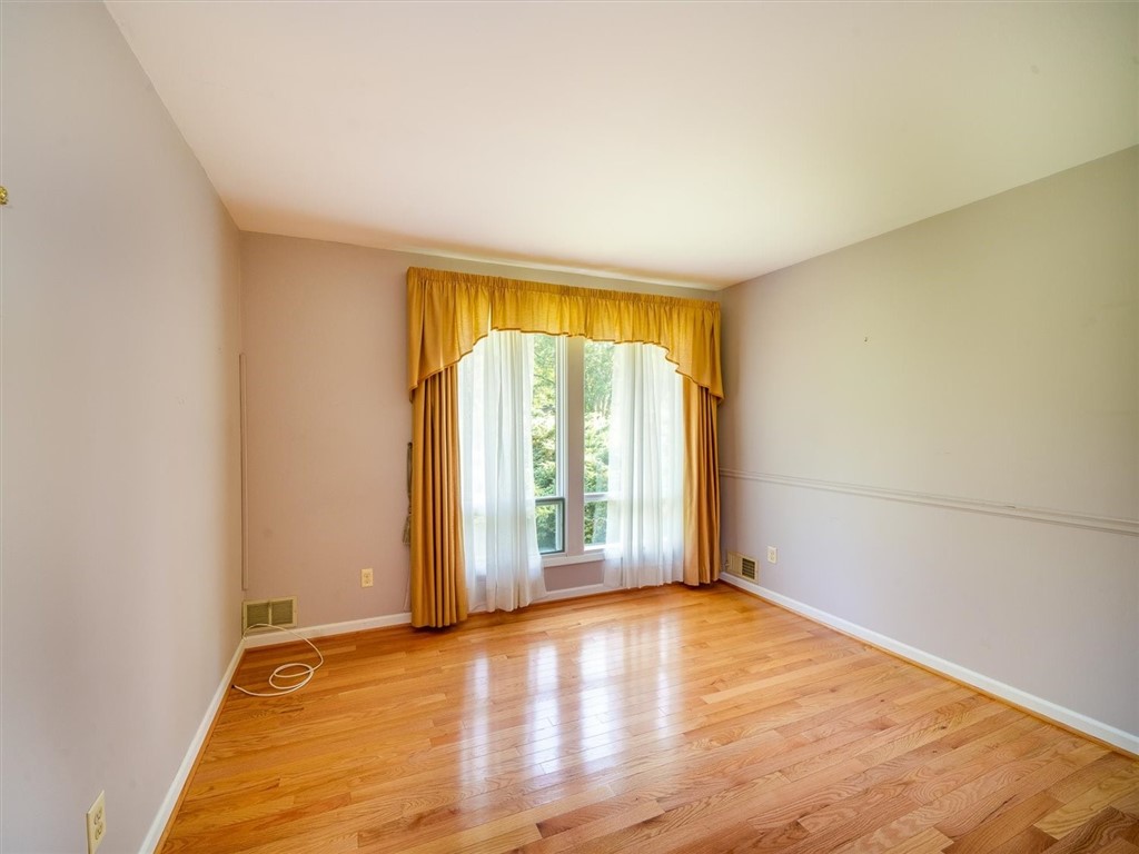 144 Bowen Road Chili, NY 14546 - Photo 17 of 39