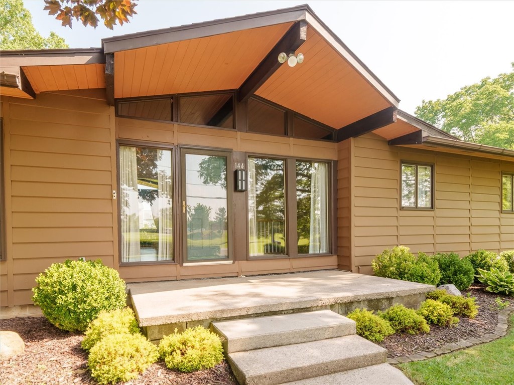 144 Bowen Road Chili, NY 14546 - Photo 2 of 39