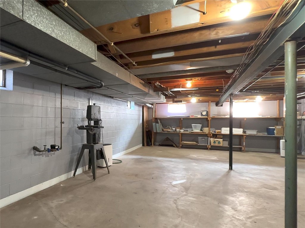 144 Bowen Road Chili, NY 14546 - Photo 32 of 39