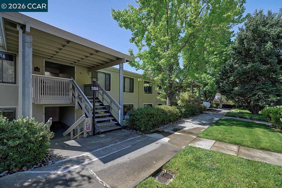 2000 Golden Rain Road, Unit 4 Walnut Creek, CA 94595 - Photo 2 of 51