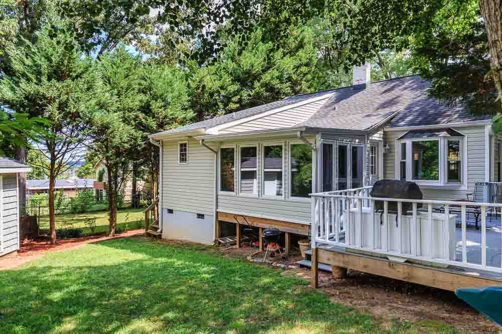 403 Pershing Road Raleigh, NC 27608 - Photo 4 of 20 Photo 4