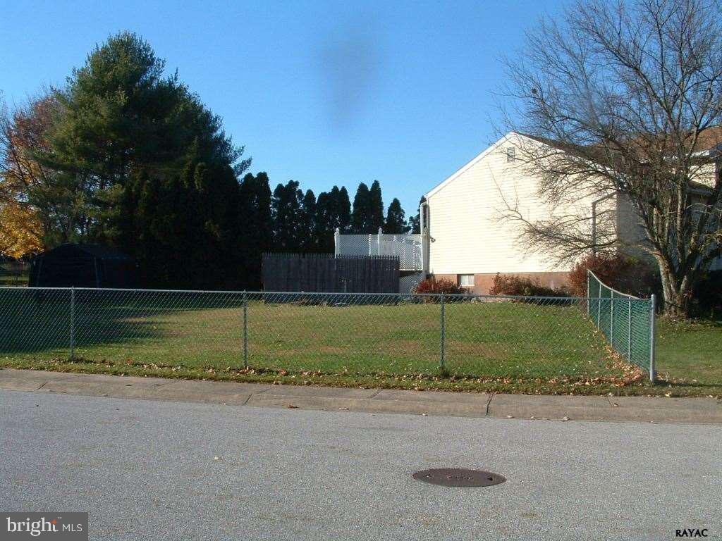4201 Beaumont Road Dover, PA 17315 - Photo 14 of 17 Gallery Image 14