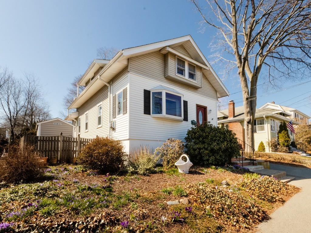 42 Elmlawn Road Braintree, MA 02184 - Photo 3 of 37 Gallery Image 3