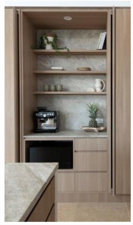 93 Sevland Road Newton, MA 02459 - Photo 5 of 6