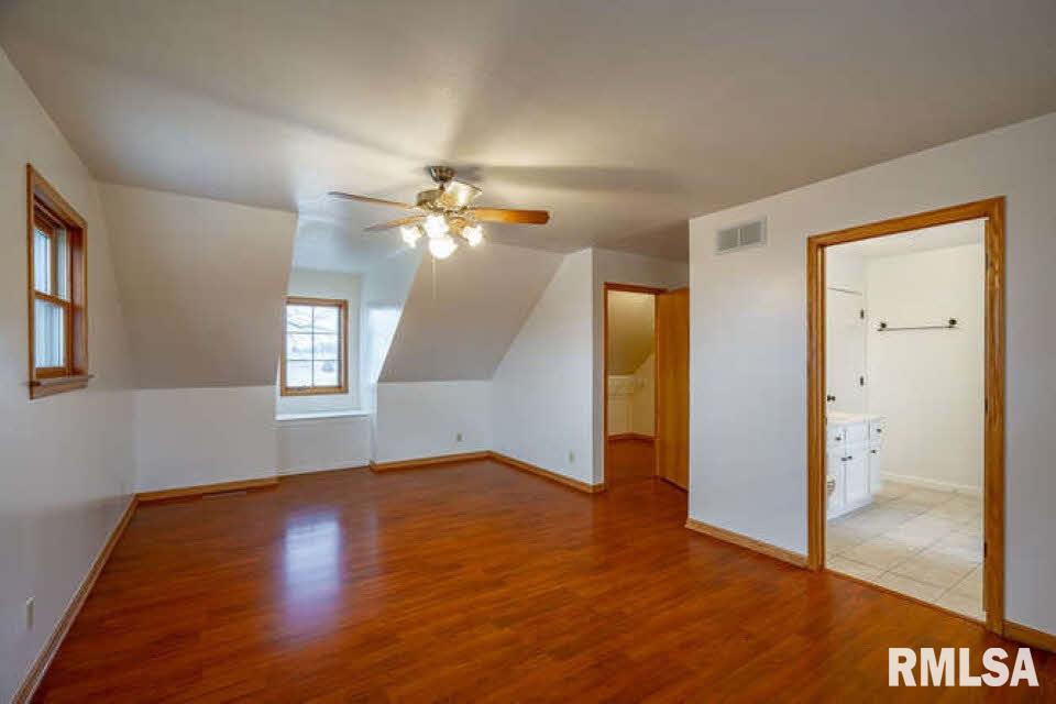 3290 New Era Road Muscatine, IA 52761 - Photo 13 of 24 Gallery Image 13