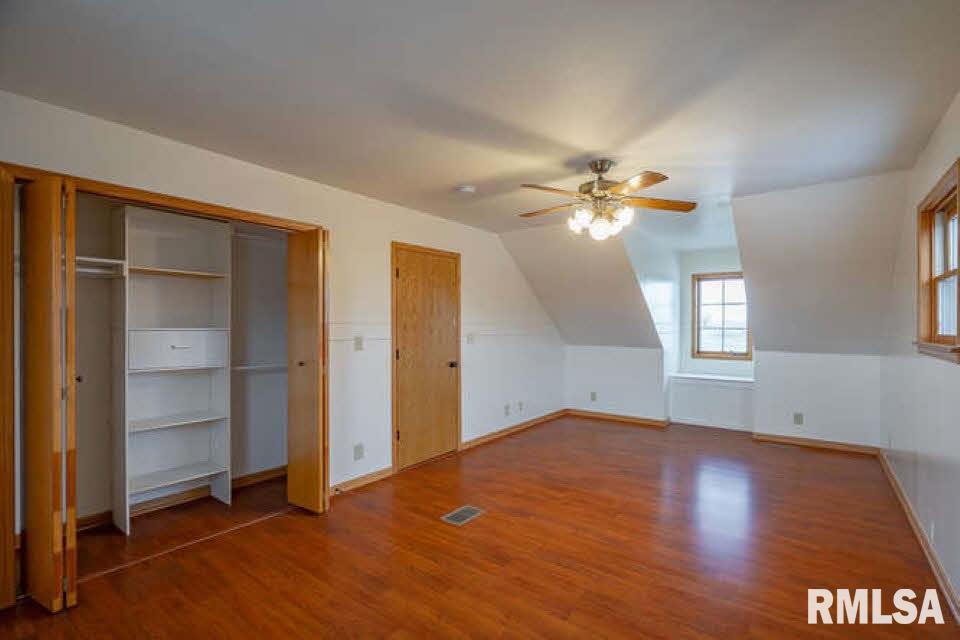 3290 New Era Road Muscatine, IA 52761 - Photo 17 of 24 Gallery Image 17