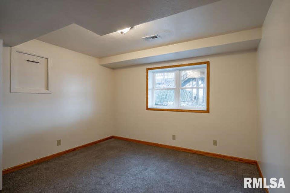 3290 New Era Road Muscatine, IA 52761 - Photo 21 of 24 Gallery Image 21