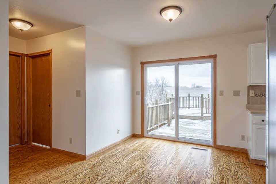 3290 New Era Road Muscatine, IA 52761 - Photo 8 of 24 Gallery Image 8