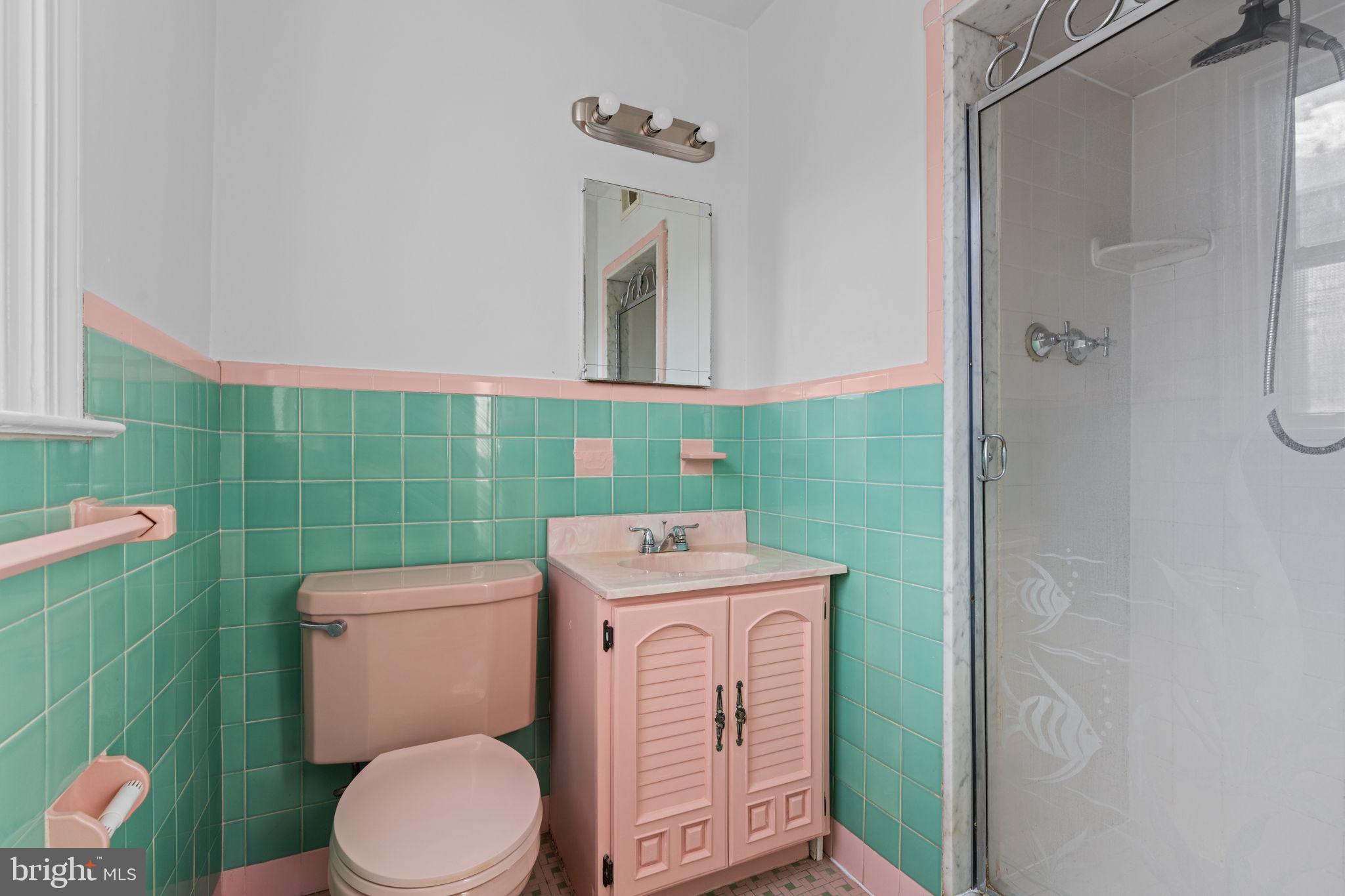 1230 Glenview Street Philadelphia, PA 19111 - Photo 16 of 30