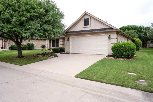 $2,600 | 9628 Applewood Trail, Denton, TX 76207