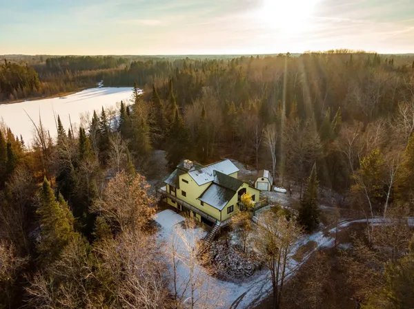 $1,000,000 | 37105 Brietbach Road, Park Rapids, MN 56470
