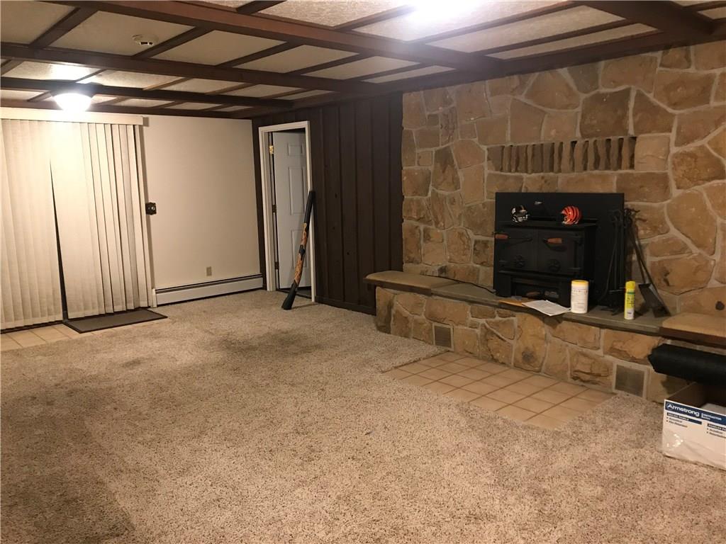 706 Clarksville Road Mercer, PA 16137 - Photo 4 of 14
