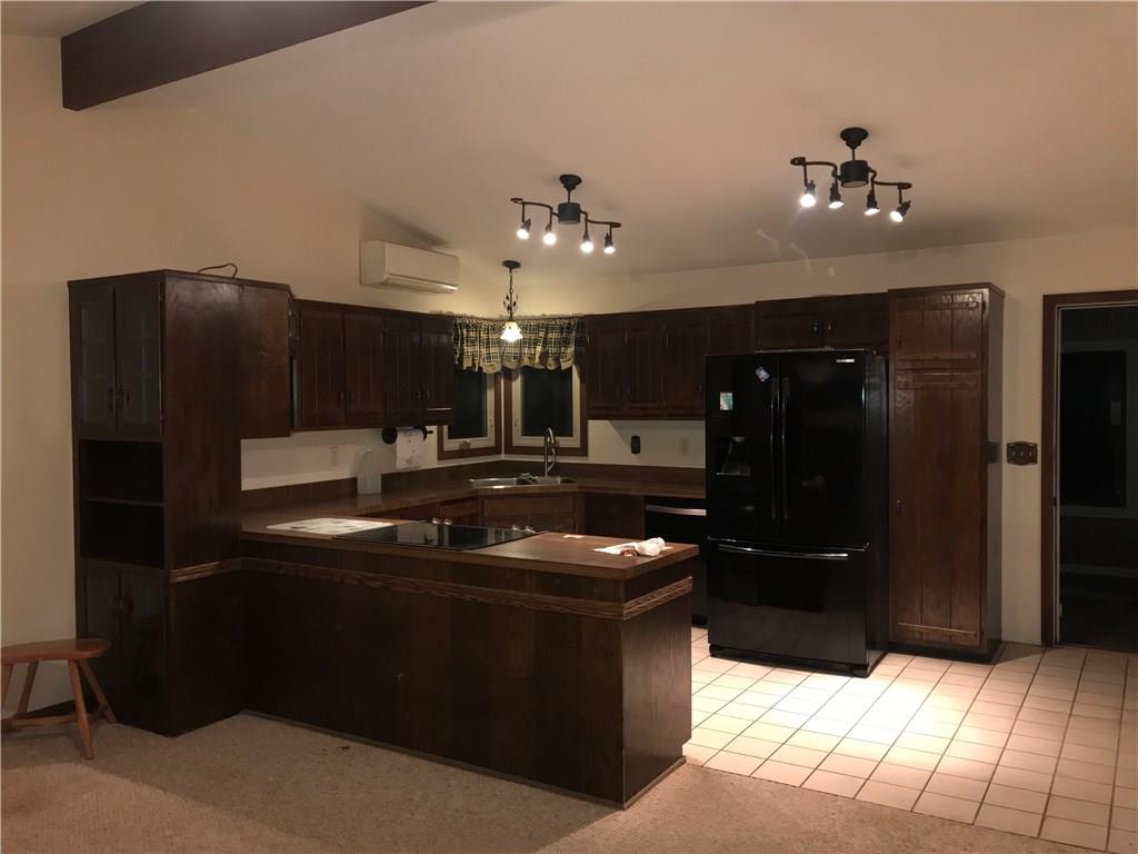 706 Clarksville Road Mercer, PA 16137 - Photo 9 of 14