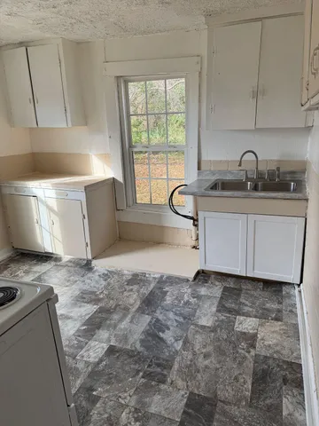 $914 | 122 Pearl Street, Danville, VA 24541