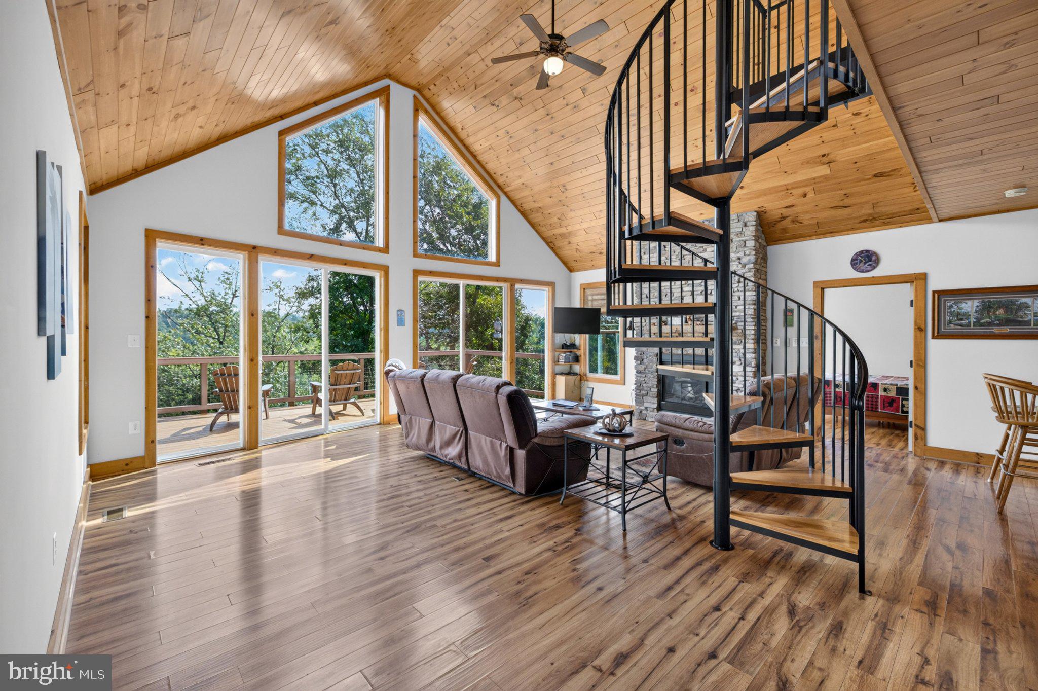 99 Fish Trap Path Luray, VA 22835 - Photo 8 of 149 Gallery Image 8