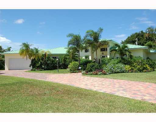 215 Grove Delray Beach Delray Beach, FL 33444 - Photo 1 of 15 Primary Photo