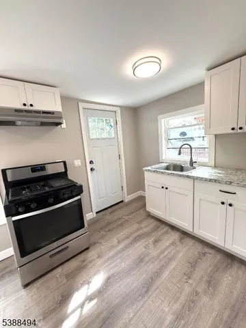 $2,650 | 147 South Bridge Street, Somerville, NJ 08876