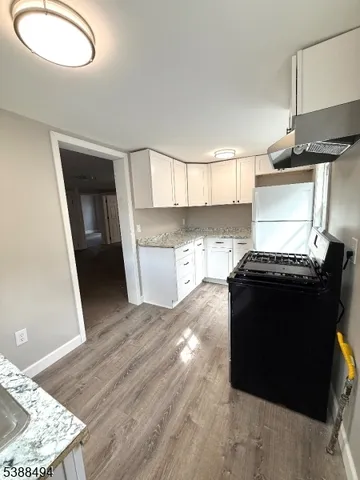 $2,650 | 147 South Bridge Street, Somerville, NJ 08876