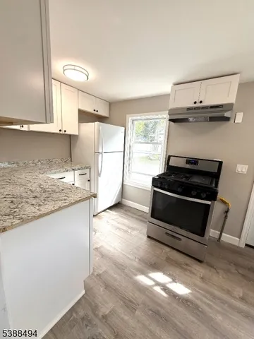 $2,650 | 147 South Bridge Street, Somerville, NJ 08876