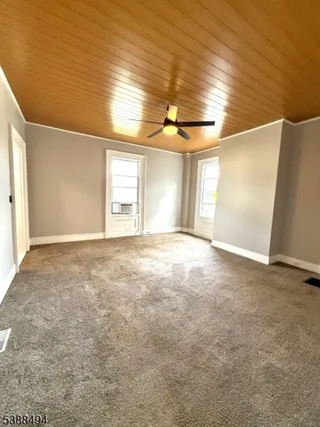 $2,650 | 147 South Bridge Street, Somerville, NJ 08876