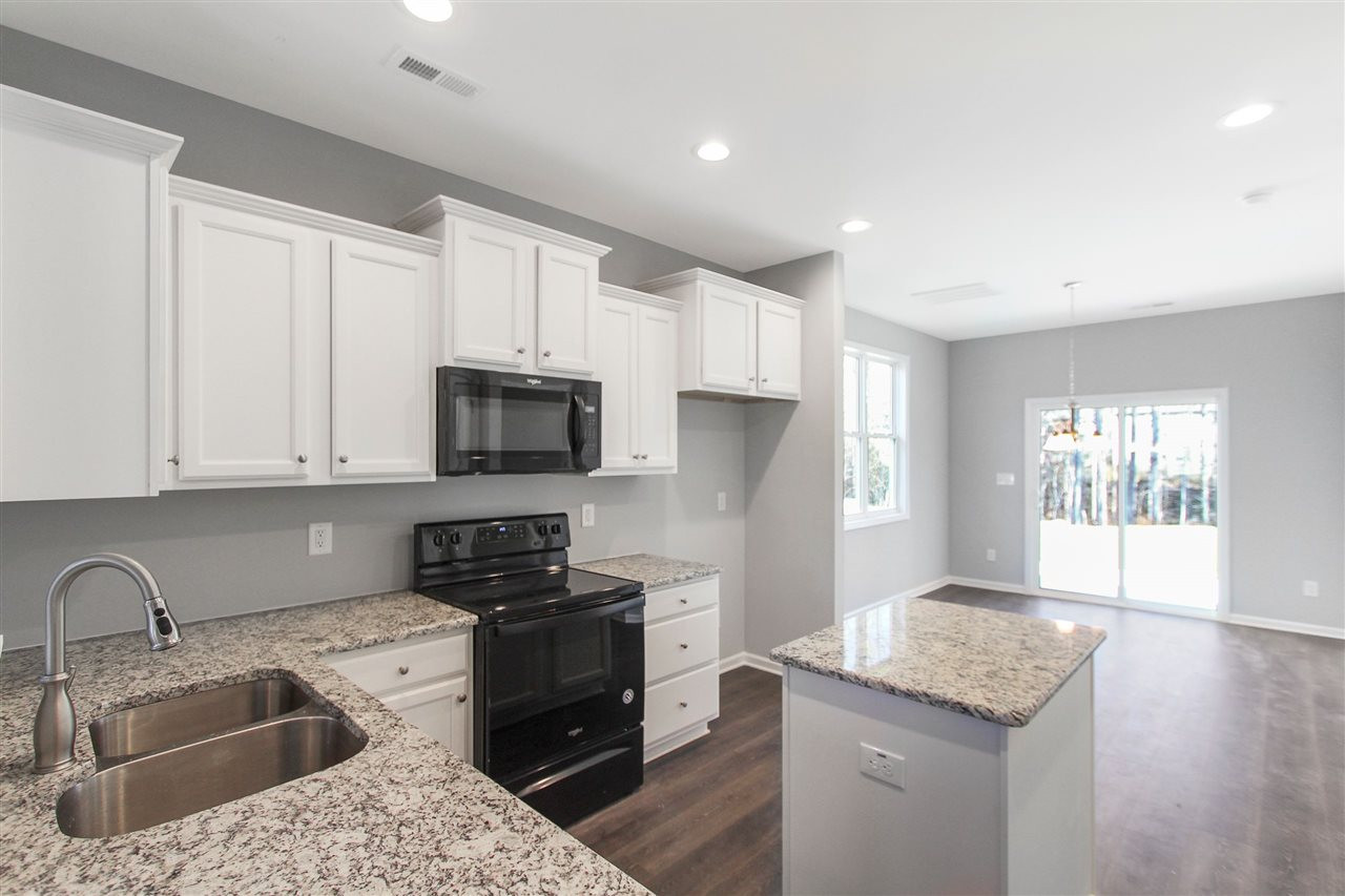 202 Yellow Jacket Ridge Clayton, NC 27520 - Photo 4 of 26 Kitchen