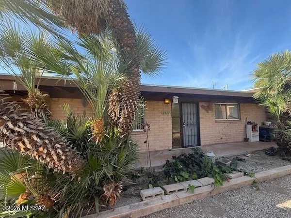 $1,200 | 2823 North Eastgate Drive, Tucson, AZ 85712