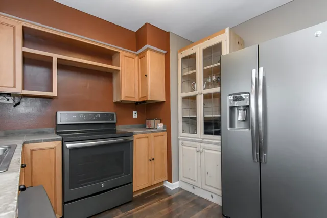 $134,900 | 4135 West Cherrywood Lane, Brown Deer, WI 53209