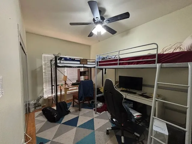 $1,250 | 806 West 24th Street, Unit 126, Austin, TX 78705