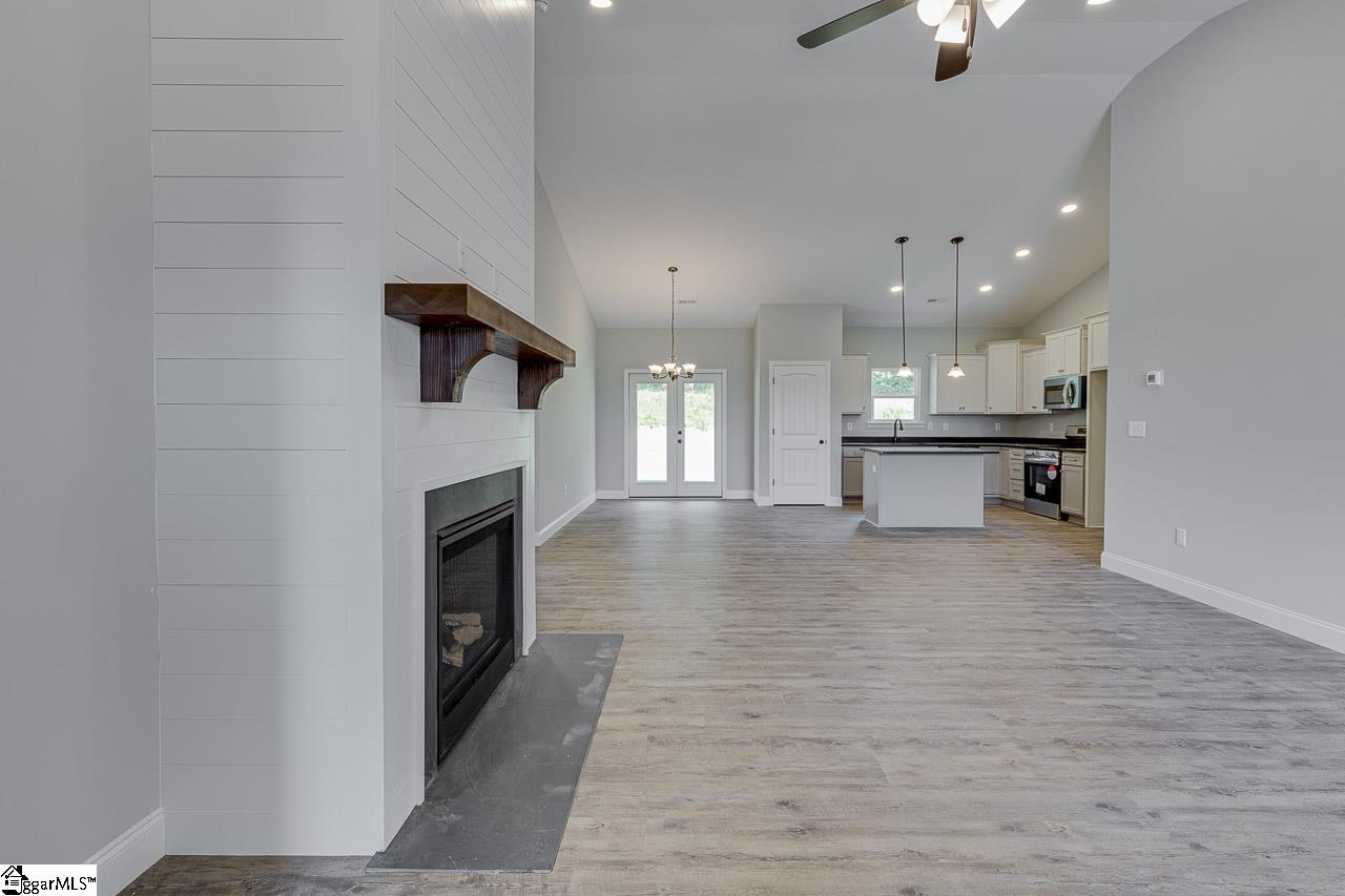 206 Legacy Lane Liberty, SC 29657 - Photo 6 of 36
