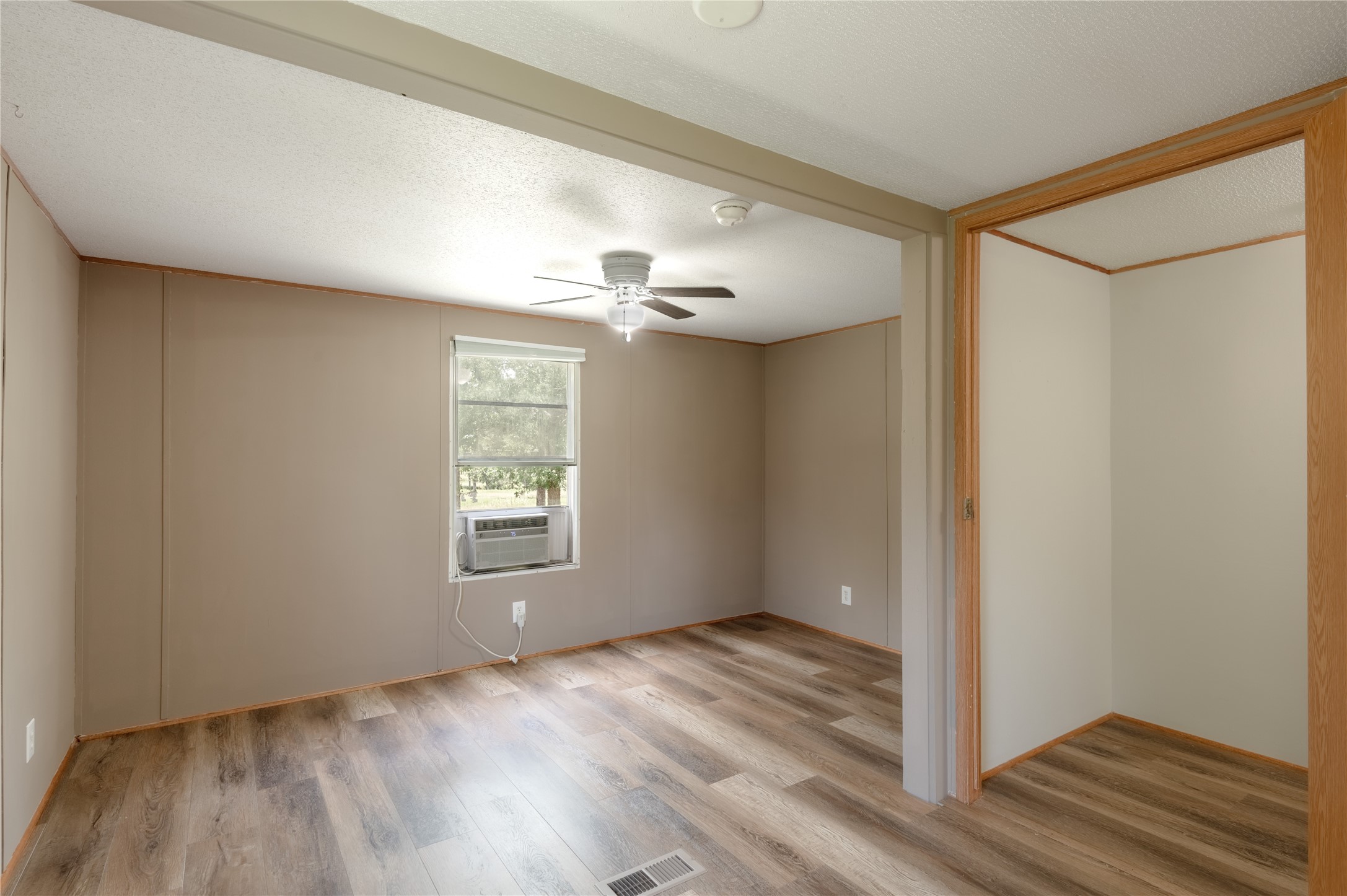 37 Riverside Lane, Unit C Huntsville, TX 77320 - Photo 11 of 25