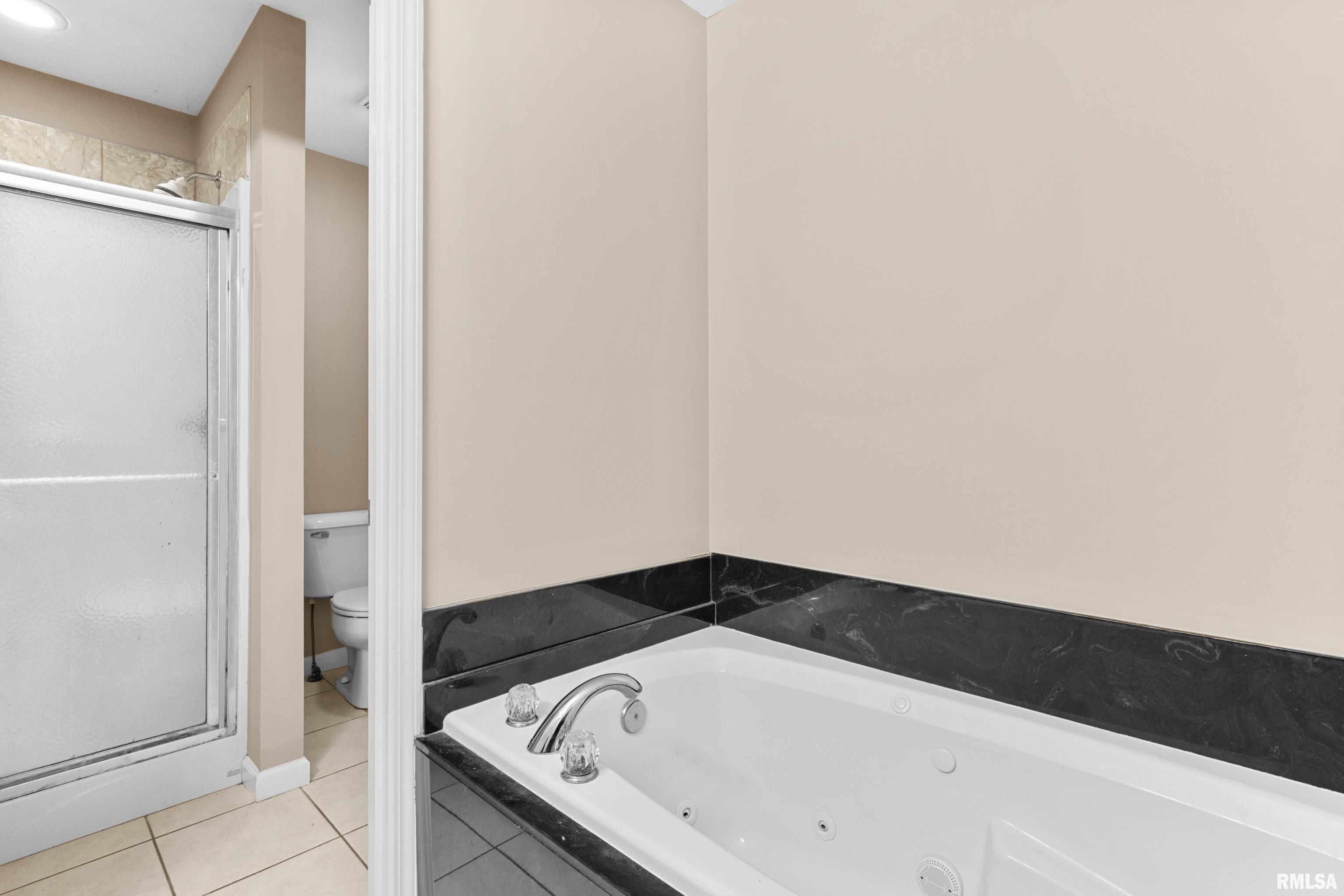 1618 West Geneva Road Peoria, IL 61615 - Photo 24 of 44 Gallery Image 24