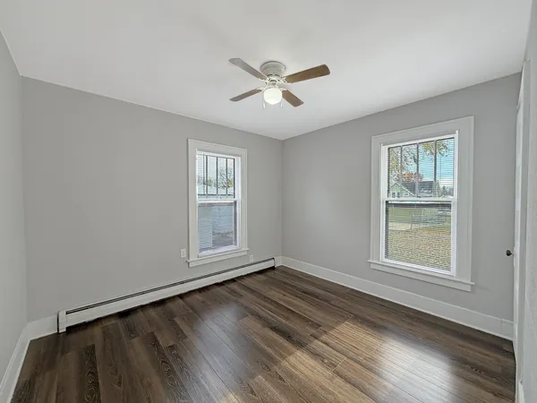 $129,900 | 1241 West Pleasant Street, Freeport, IL 61032