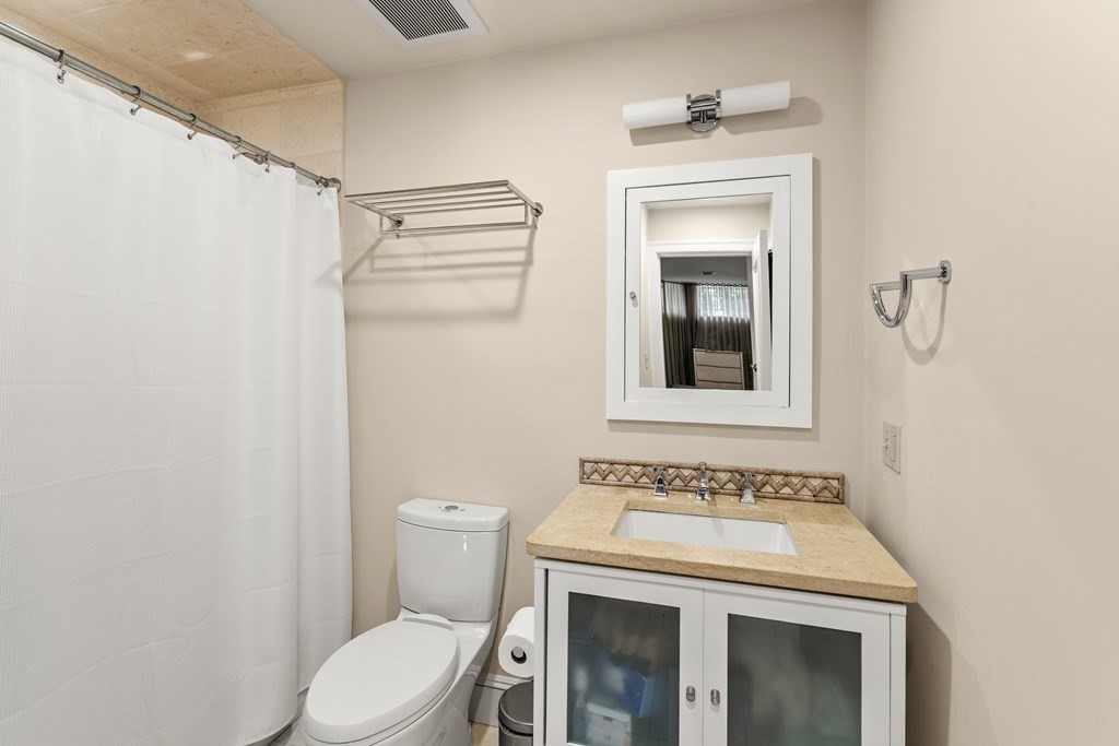 427 Beacon Street Boston, MA 02115 - Photo 19 of 25