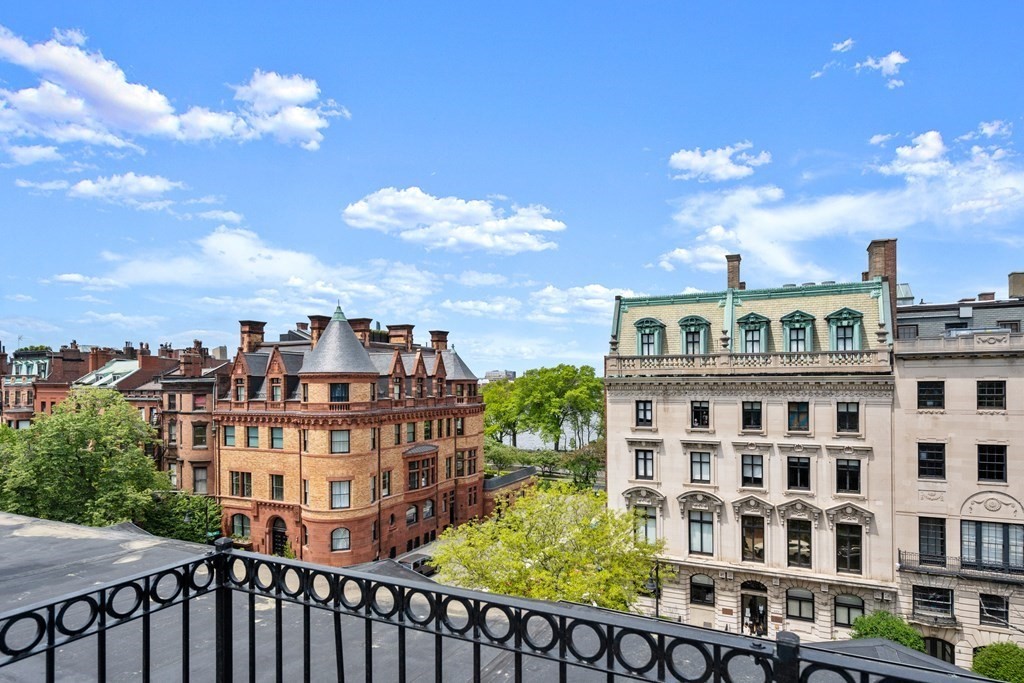 427 Beacon Street Boston, MA 02115 - Photo 23 of 25