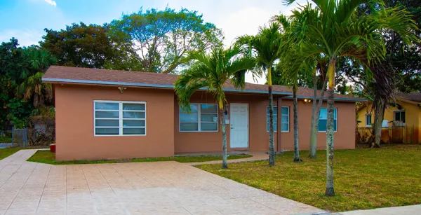 $474,900 | 6860 Broadmoor, North Lauderdale, FL 33068