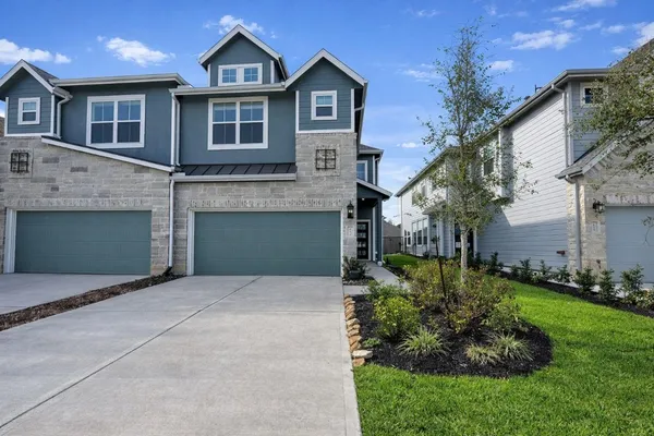 $2,350 | 620 Silver Pear Court, Montgomery, TX 77316