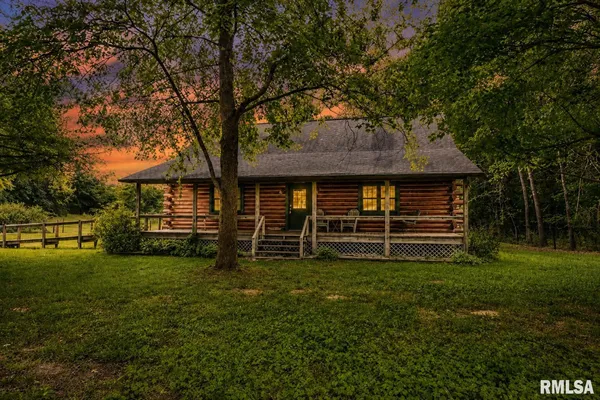 $369,000 | 18337 New Ohio Coal Road, Pittsburg, IL 62974