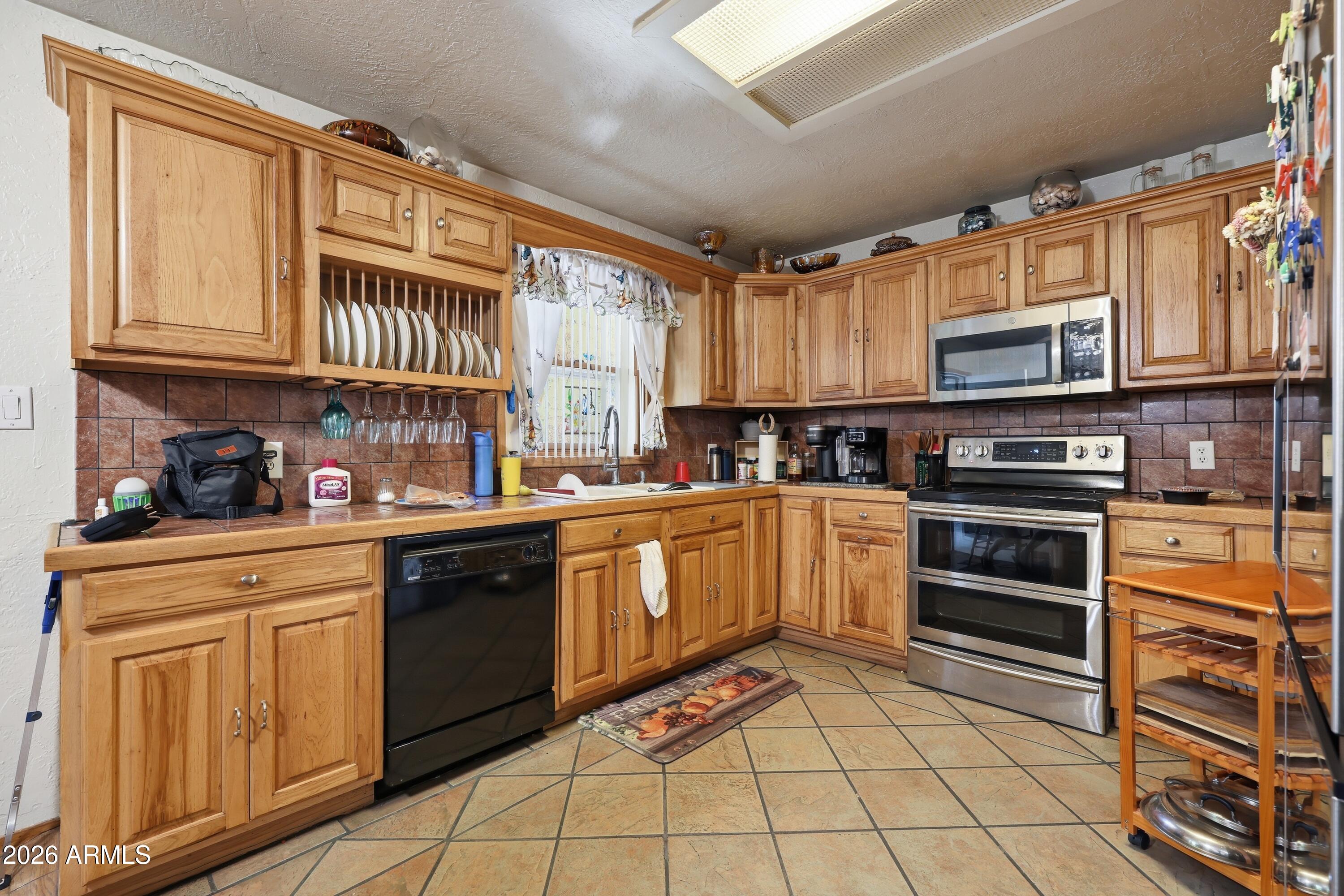1070 North Page Springs Road Cornville, AZ 86325 - Photo 11 of 43 023_ListerPros