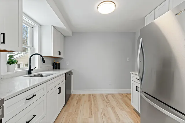 $419,900 | 77 Edgewood Avenue, Portland, ME 04103