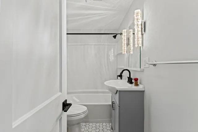 $419,900 | 77 Edgewood Avenue, Portland, ME 04103