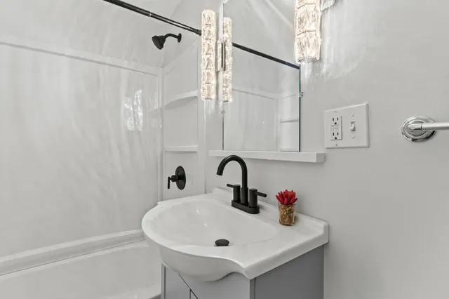 $419,900 | 77 Edgewood Avenue, Portland, ME 04103