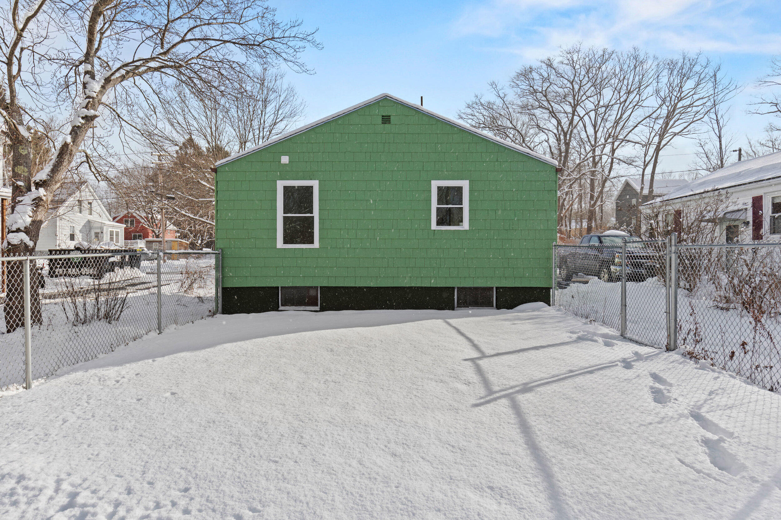 77 Edgewood Avenue Portland, ME 04103 - Photo 25 of 31 77 edgewood ave, portland_27