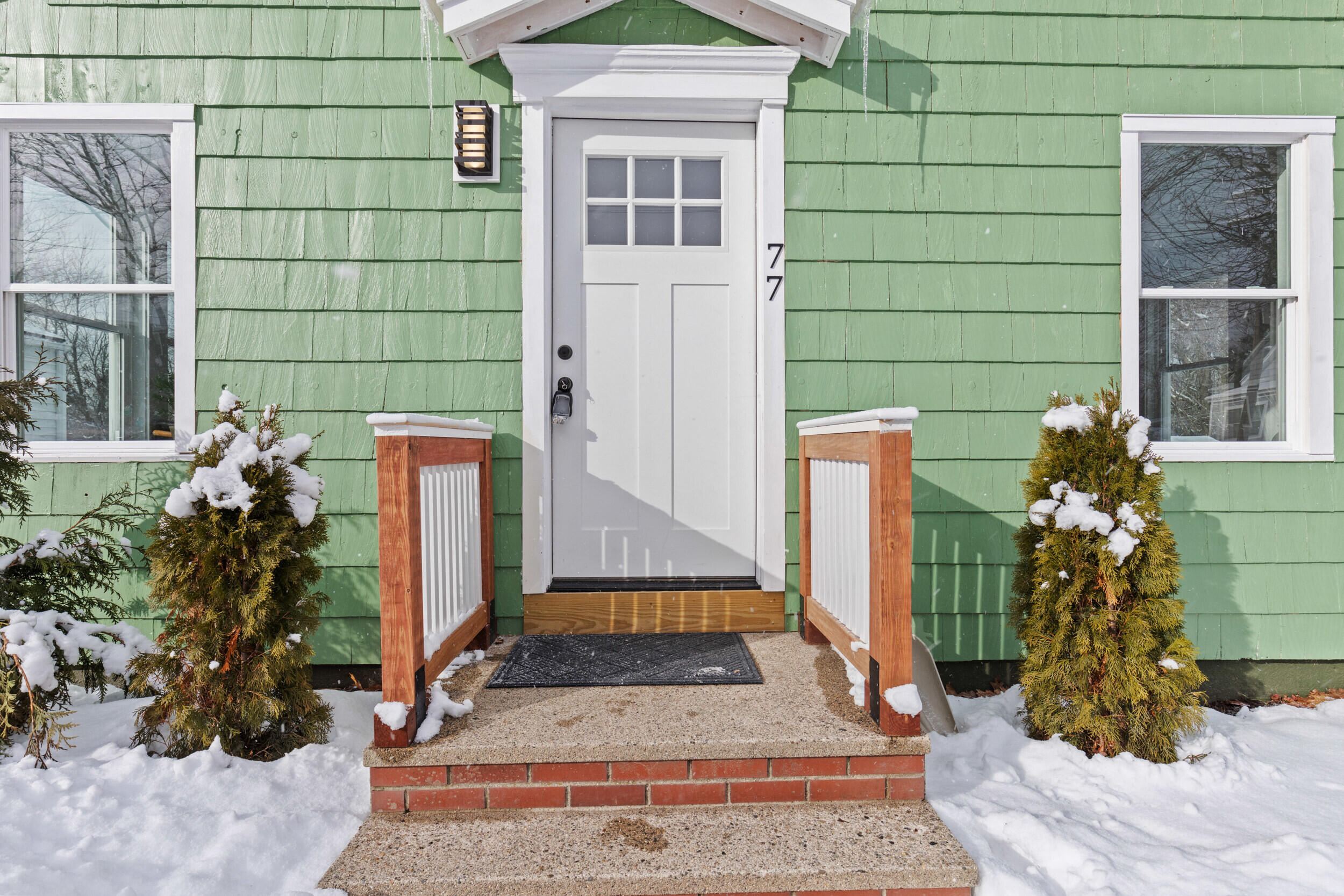 77 Edgewood Avenue Portland, ME 04103 - Photo 3 of 31 77 edgewood ave, portland_22