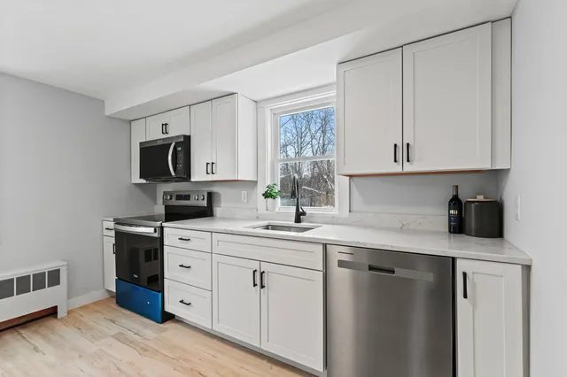 $419,900 | 77 Edgewood Avenue, Portland, ME 04103